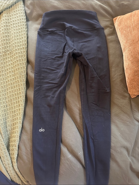 ALO Yoga Pants - ALO Yoga High-Waist Leggings - Navy